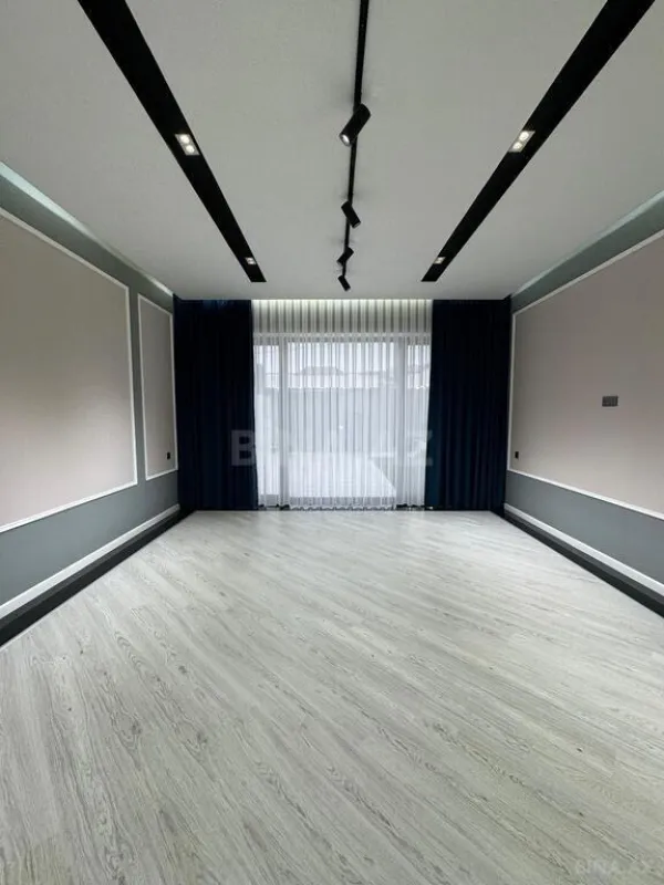 Satılır 4 otaqlı həyət evi 175 m²