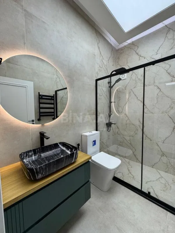 Satılır 4 otaqlı həyət evi 175 m²