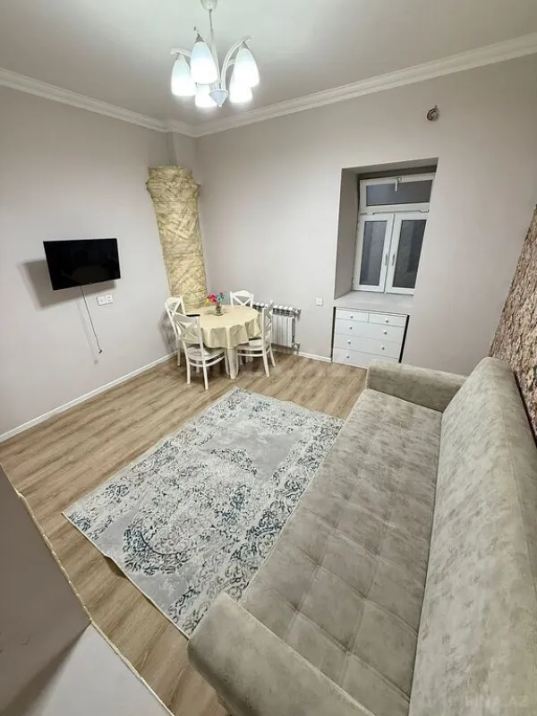 Satılır 2 otaqlı mənzil 40 m²