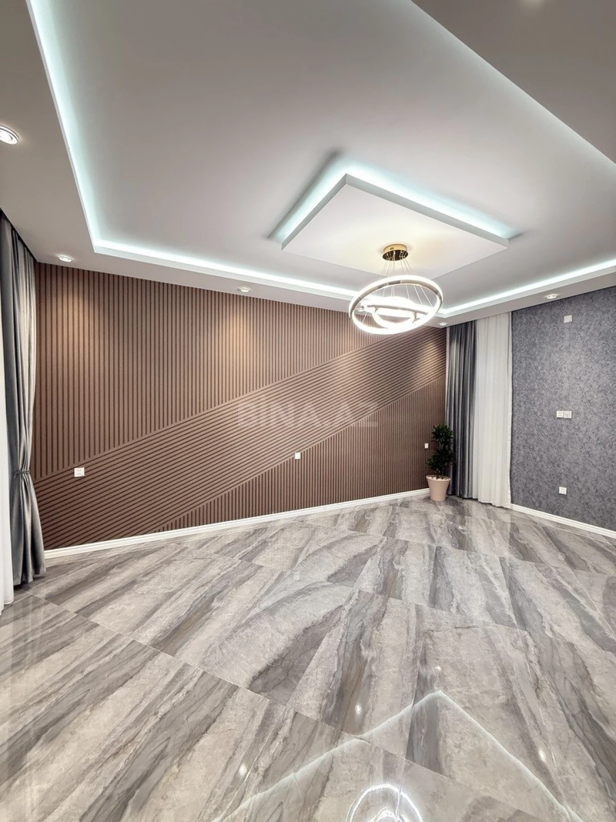 Satılır 4 otaqlı həyət evi 200 m²