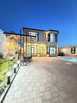 Satılır 4 otaqlı həyət evi 200 m²
