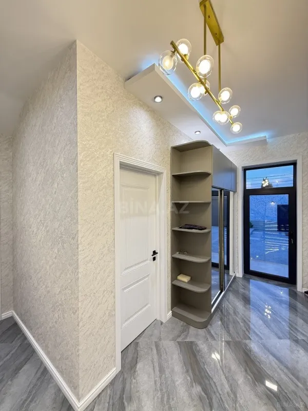 Satılır 4 otaqlı həyət evi 200 m²