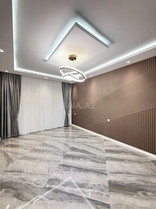 Satılır 4 otaqlı həyət evi 200 m²