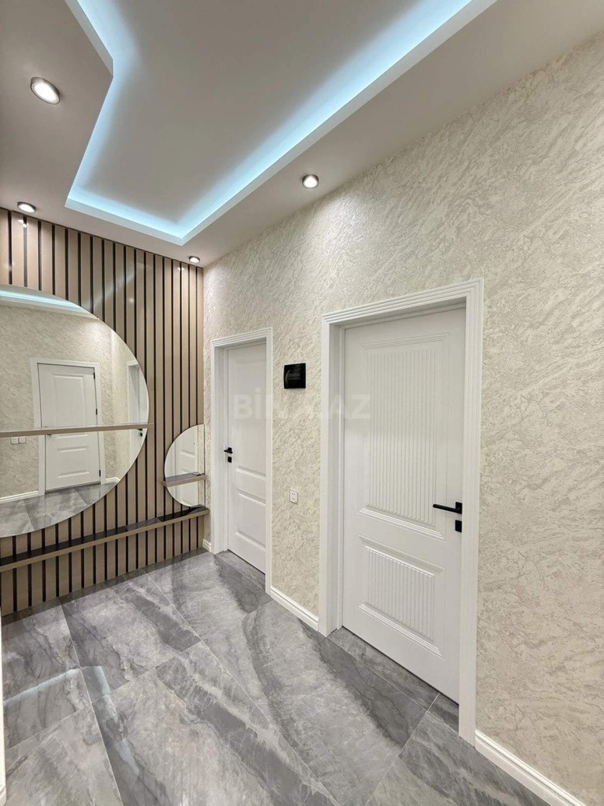 Satılır 4 otaqlı həyət evi 200 m²