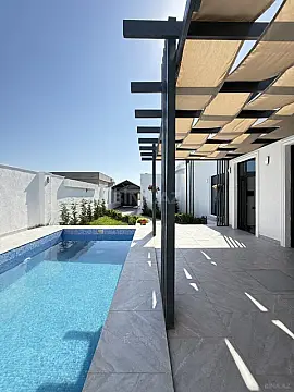 Satılır 4 otaqlı həyət evi 160 m²