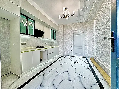 Satılır 2 otaqlı mənzil 85 m²