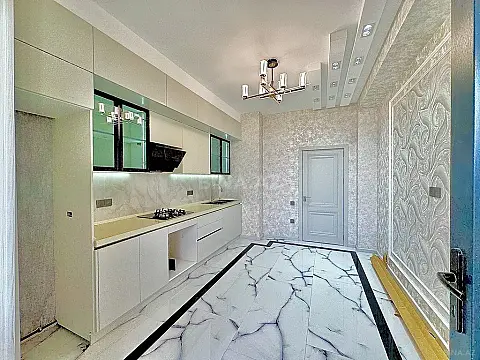 Satılır 2 otaqlı mənzil 85 m²