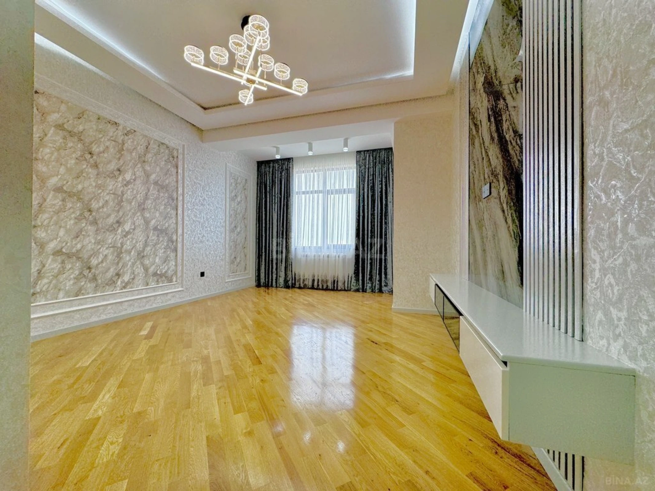 Satılır 2 otaqlı mənzil 85 m²