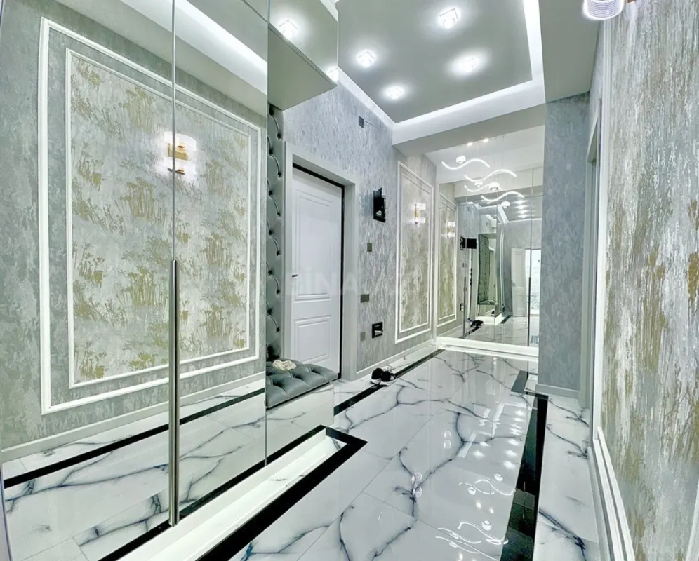 Satılır 2 otaqlı mənzil 85 m²