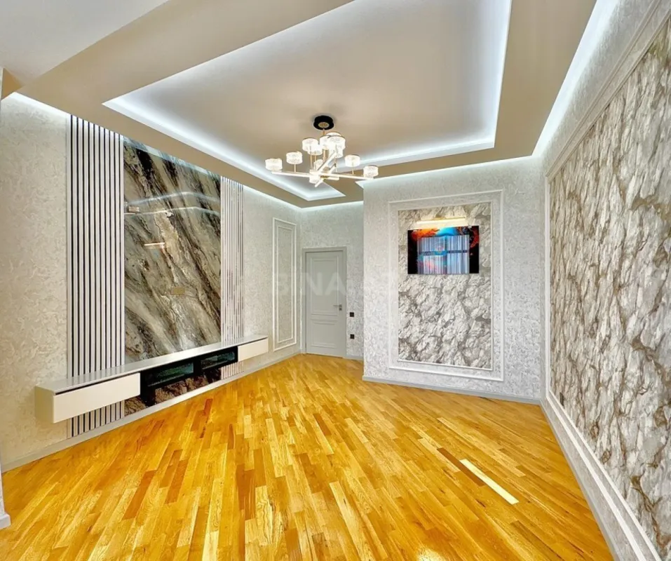 Satılır 2 otaqlı mənzil 85 m²