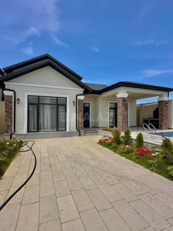 Satılır 4 otaqlı həyət evi 180 m²