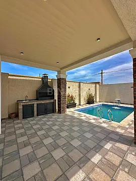 Satılır 4 otaqlı həyət evi 180 m²