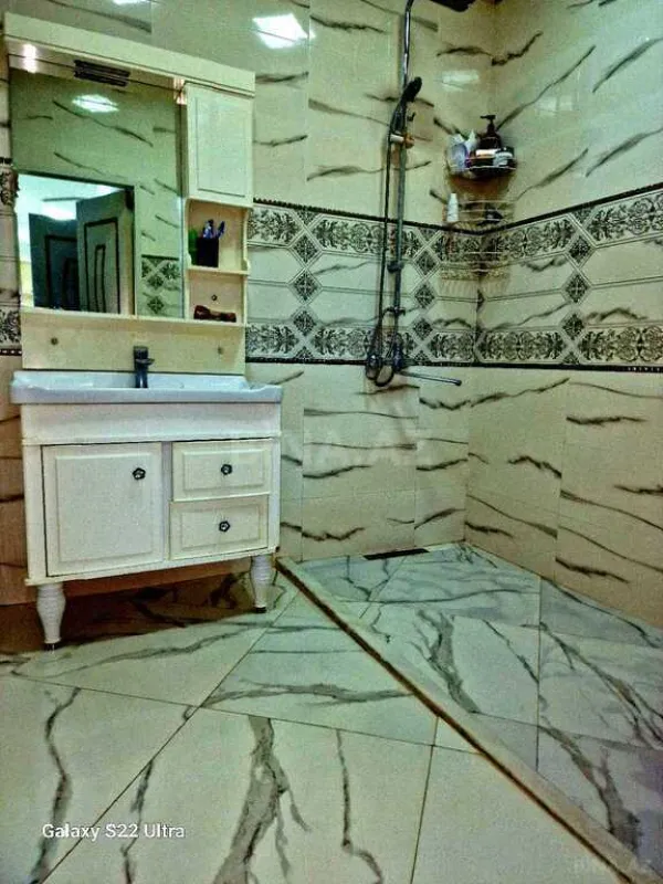 Satılır 3 otaqlı mənzil 125 m²