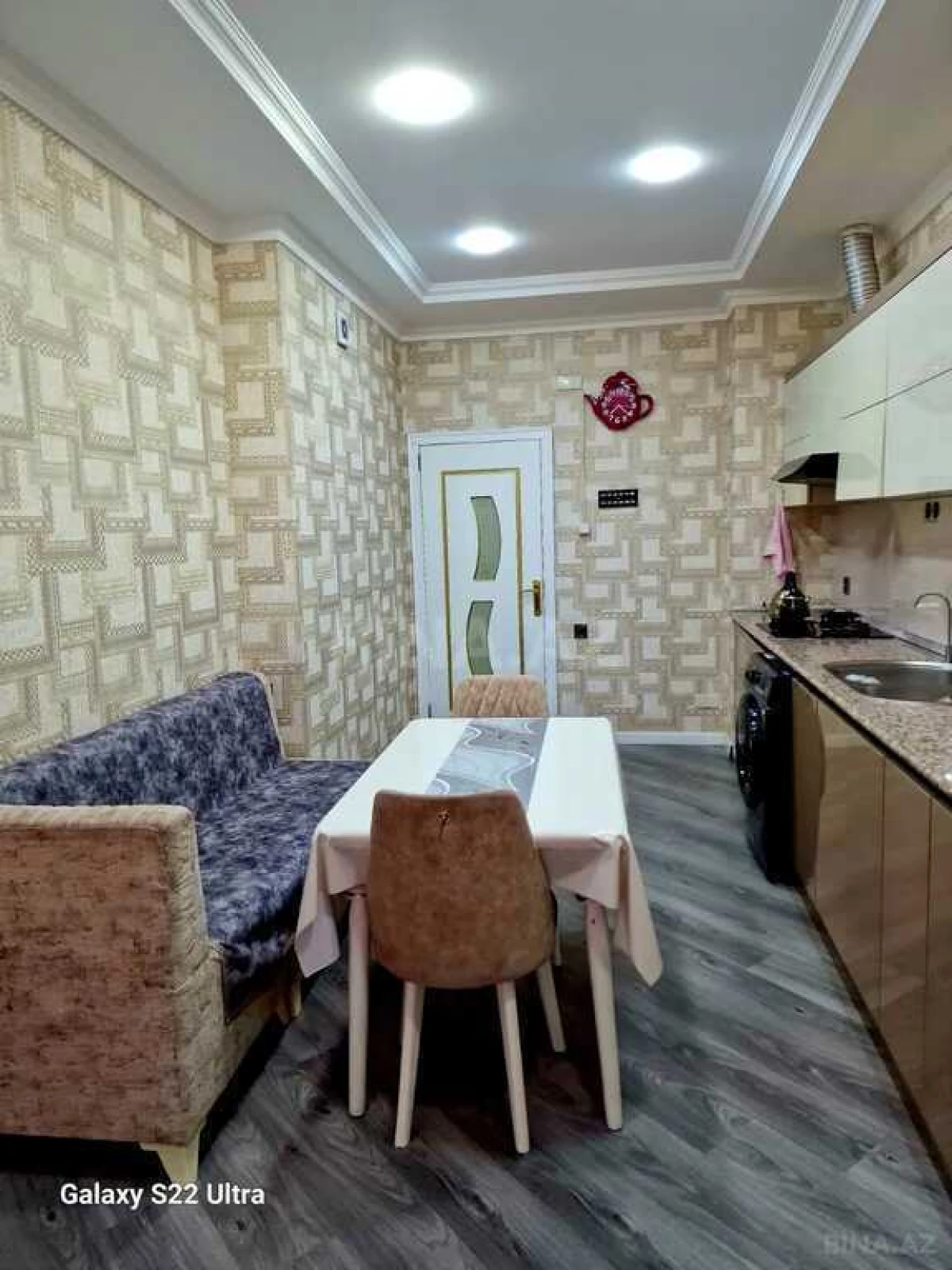 Satılır 3 otaqlı mənzil 125 m²