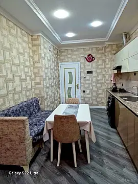 Satılır 3 otaqlı mənzil 125 m²