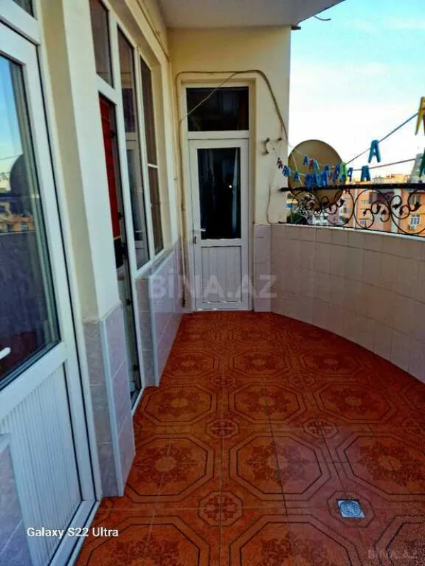 Satılır 3 otaqlı mənzil 125 m²