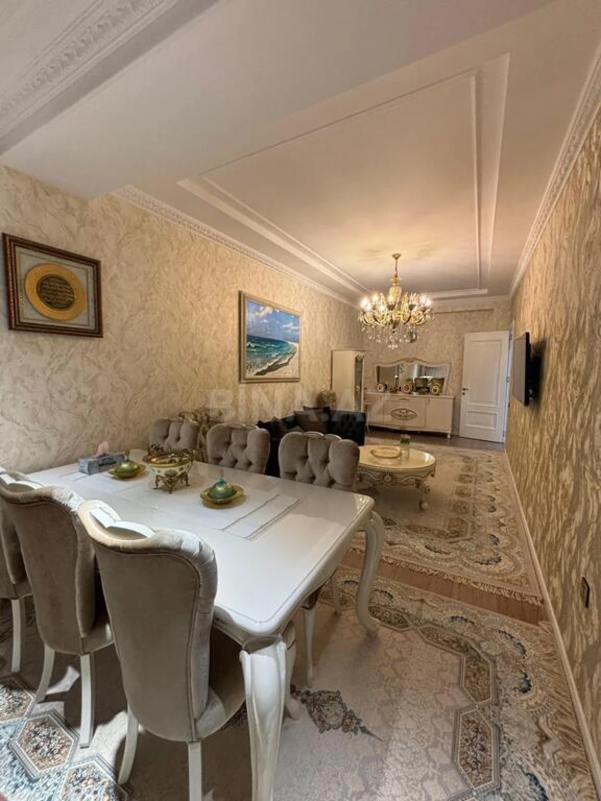 Satılır 2 otaqlı mənzil 70.5 m²