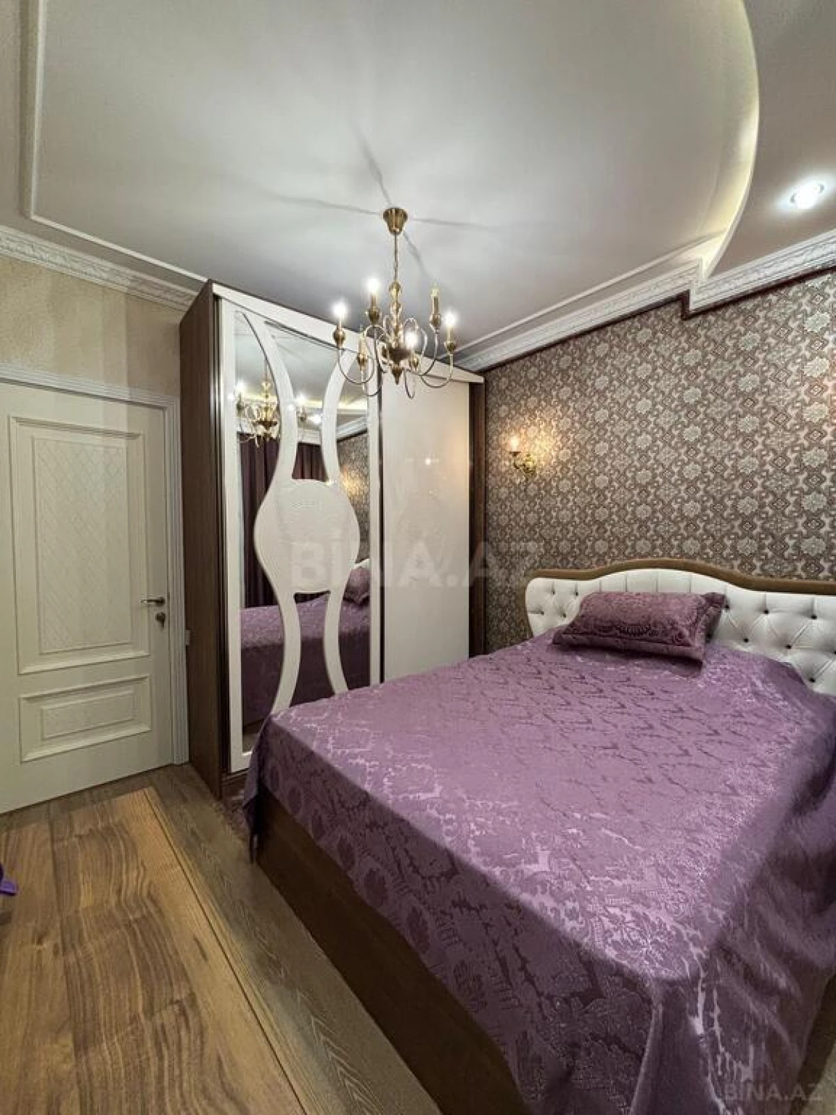 Satılır 2 otaqlı mənzil 70.5 m²