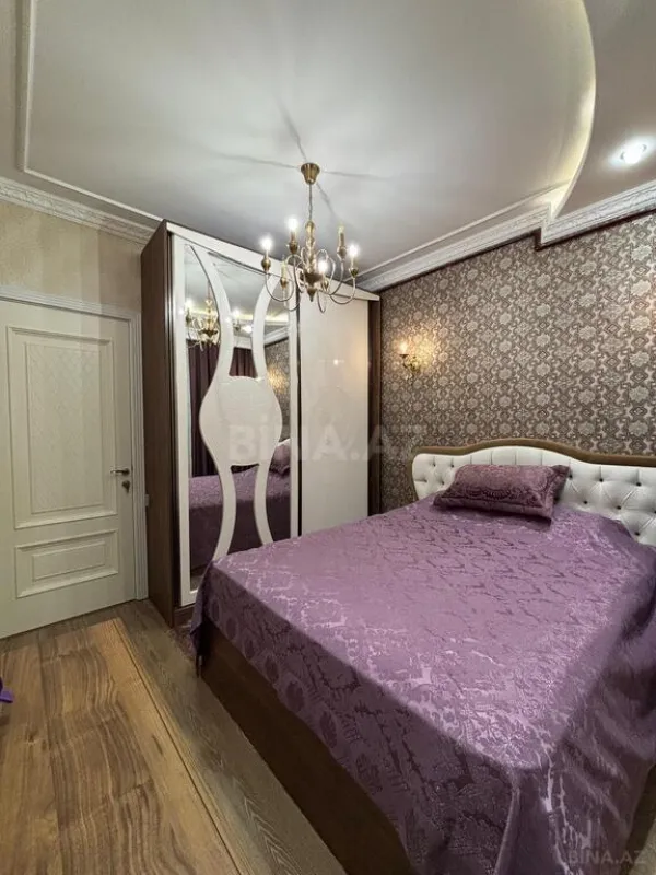 Satılır 2 otaqlı mənzil 70.5 m²
