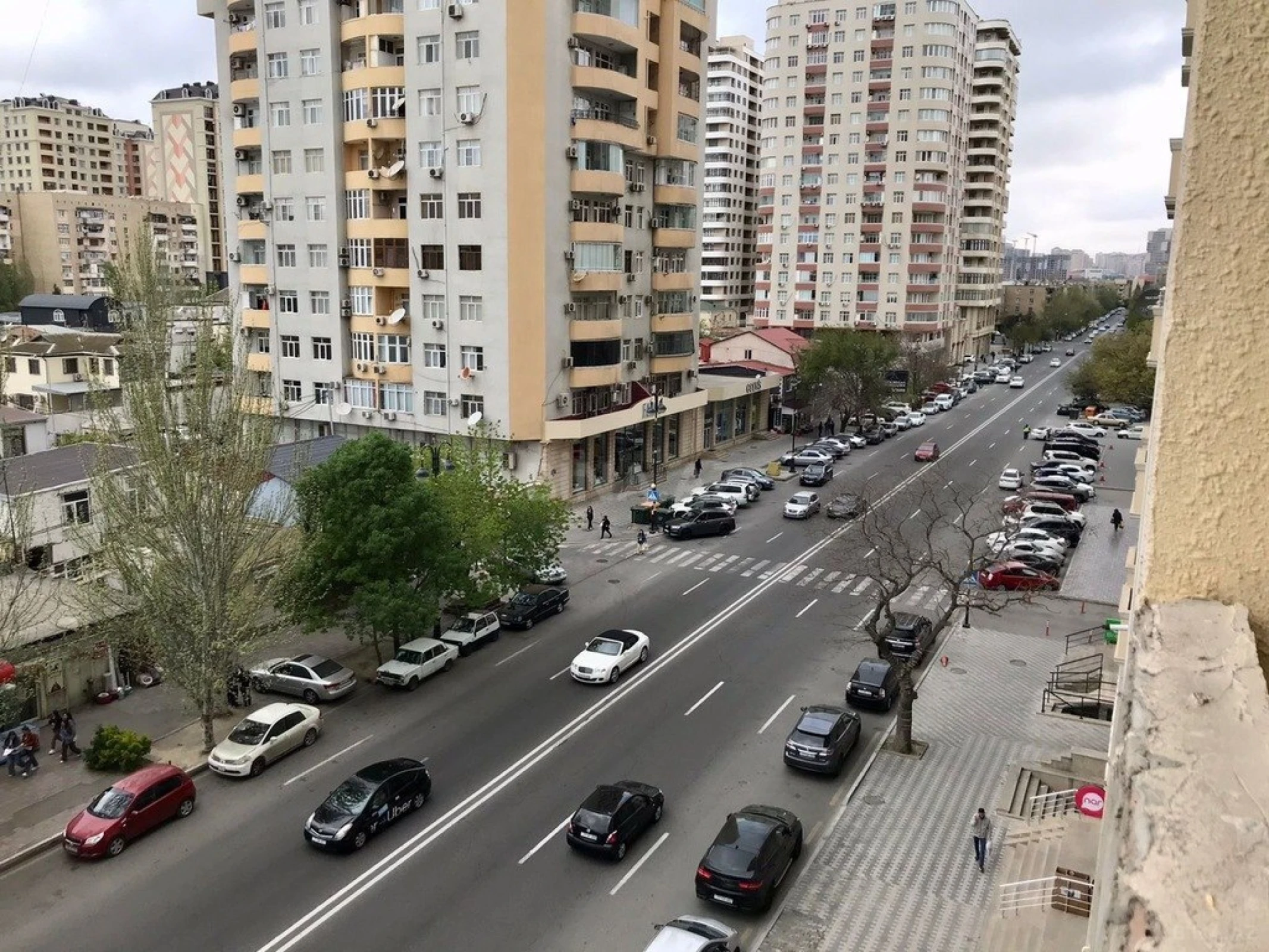 Kirayə verilir 2 otaqlı mənzil 100 m²