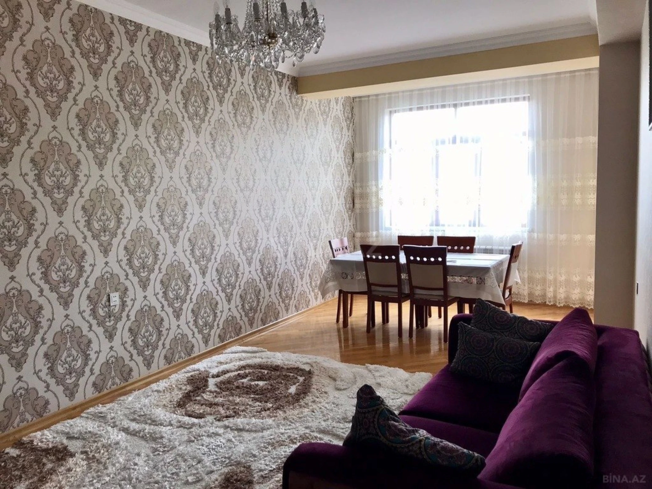 Kirayə verilir 2 otaqlı mənzil 100 m²