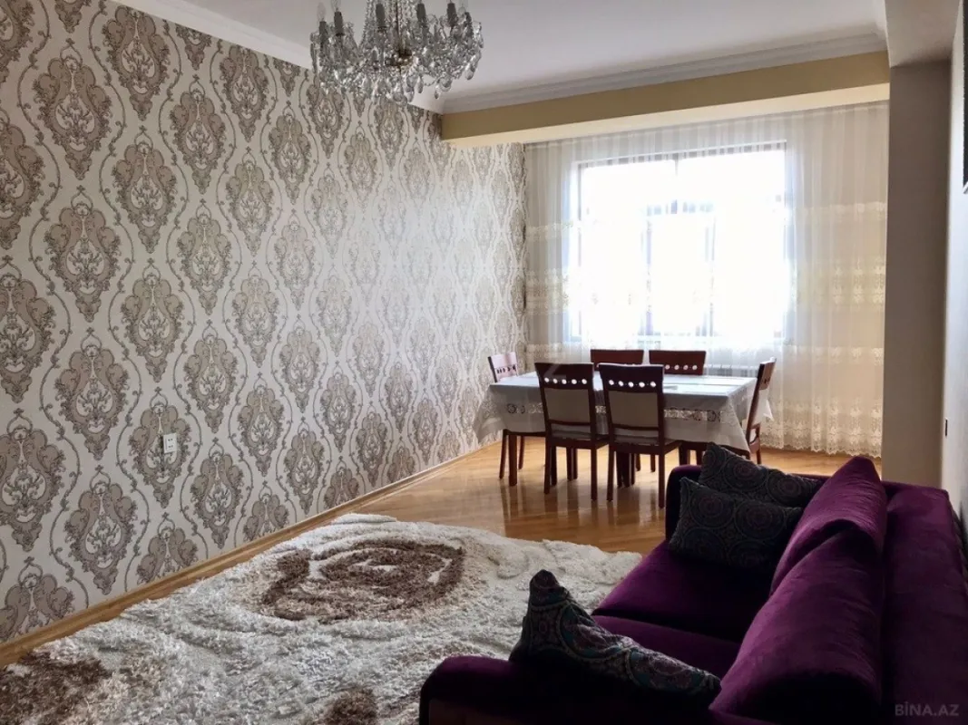 Kirayə verilir 2 otaqlı mənzil 100 m²