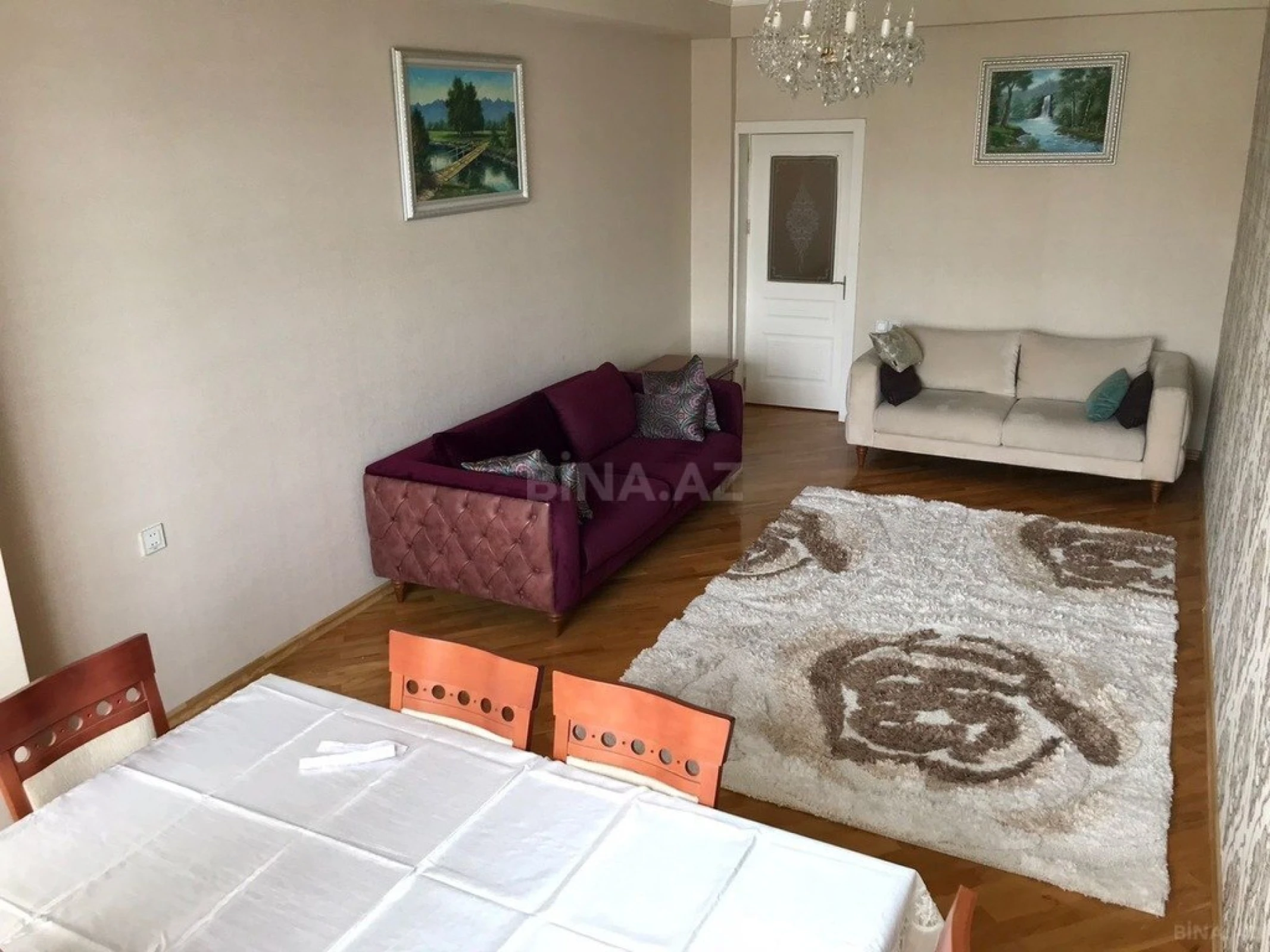 Kirayə verilir 2 otaqlı mənzil 100 m²