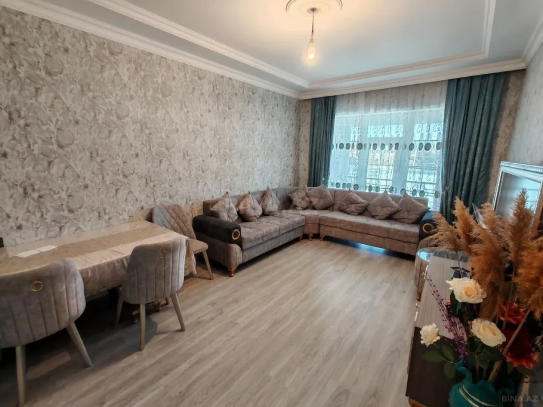 Satılır 4 otaqlı həyət evi 130 m²