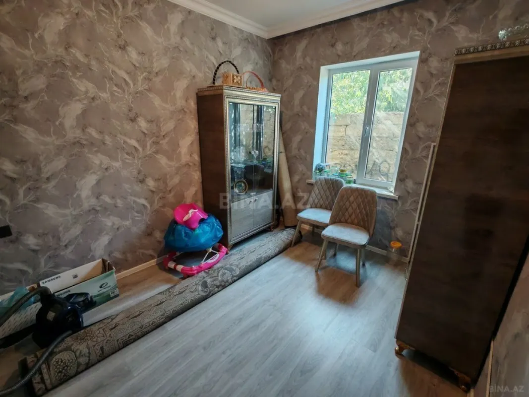 Satılır 4 otaqlı həyət evi 130 m²