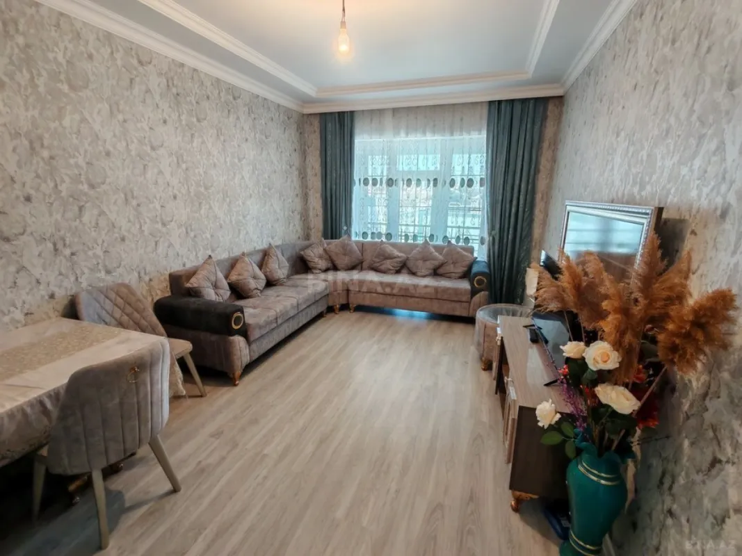 Satılır 4 otaqlı həyət evi 130 m²
