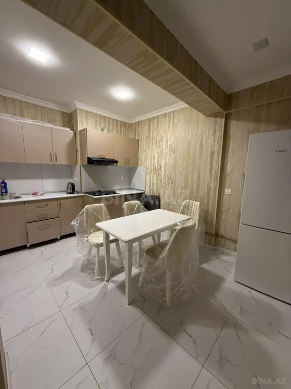 Satılır 2 otaqlı mənzil 84 m²
