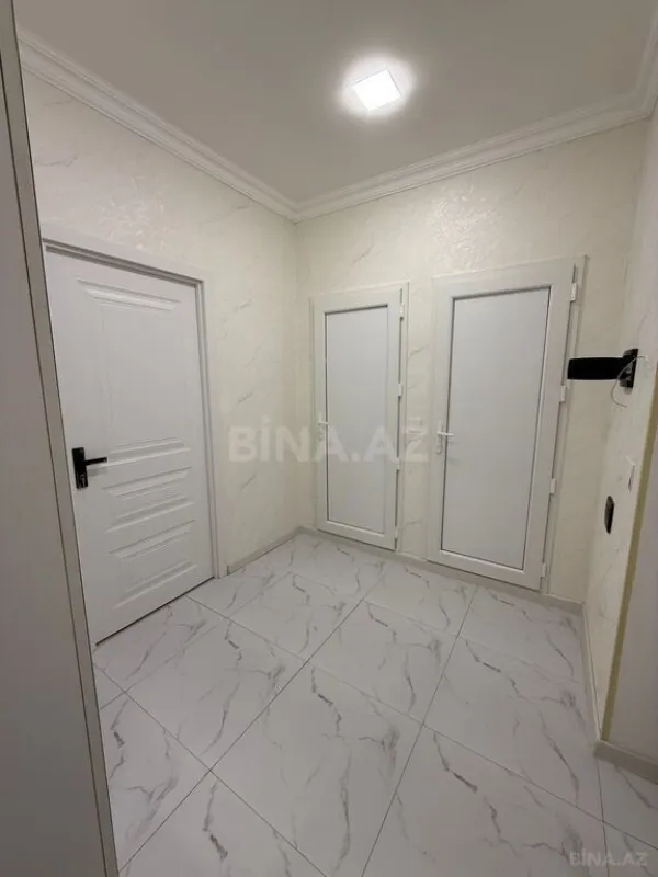 Satılır 2 otaqlı mənzil 84 m²