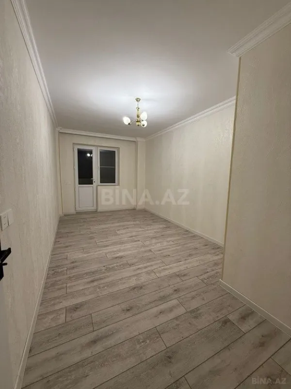 Satılır 2 otaqlı mənzil 84 m²