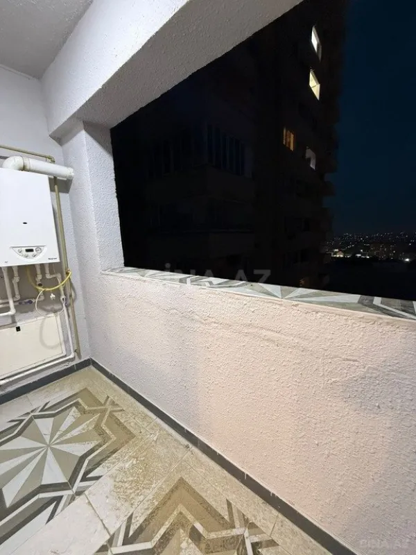 Satılır 2 otaqlı mənzil 84 m²