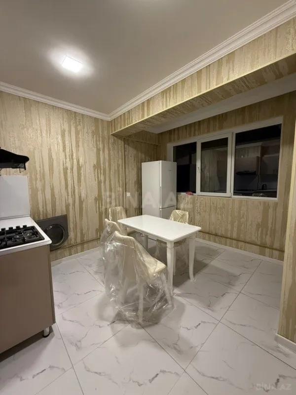 Satılır 2 otaqlı mənzil 84 m²