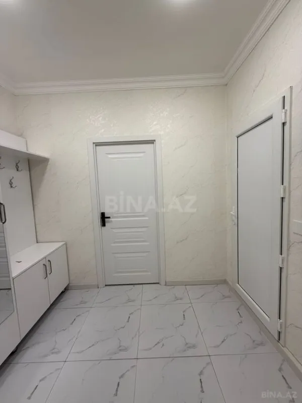 Satılır 2 otaqlı mənzil 84 m²