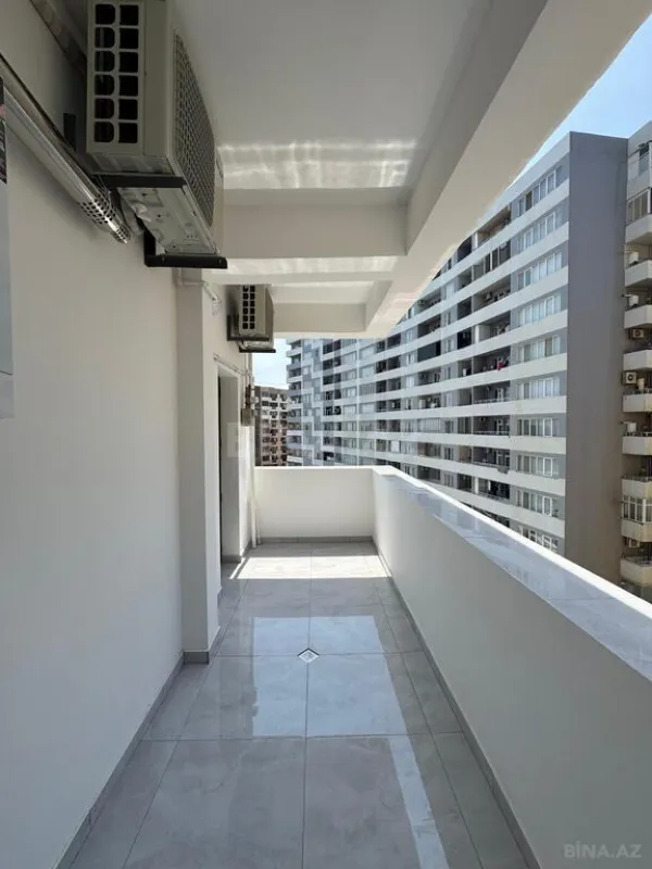 Satılır 3 otaqlı mənzil 107 m²