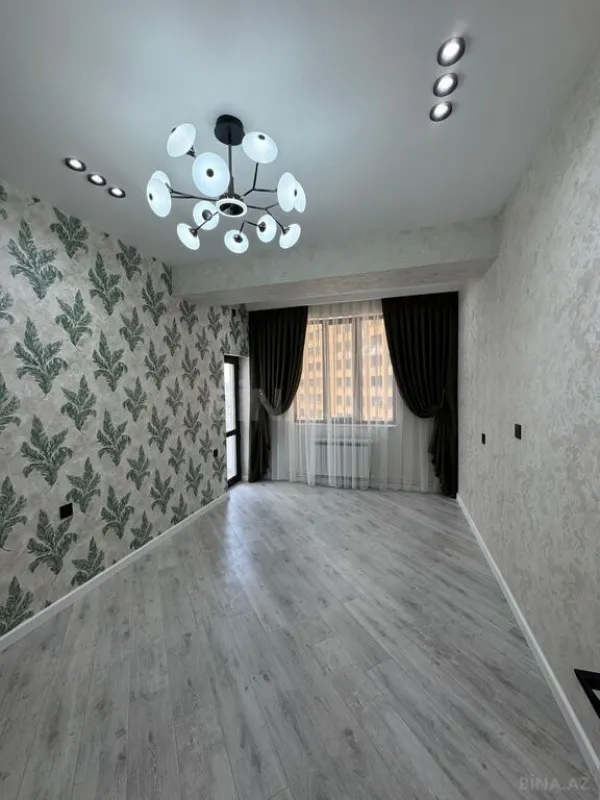 Satılır 3 otaqlı mənzil 107 m²