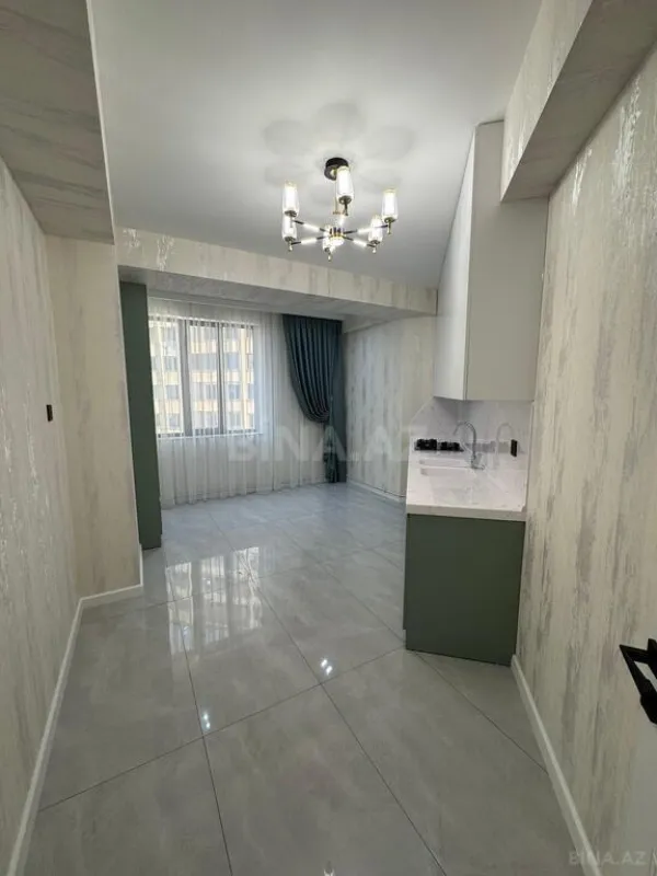 Satılır 3 otaqlı mənzil 107 m²