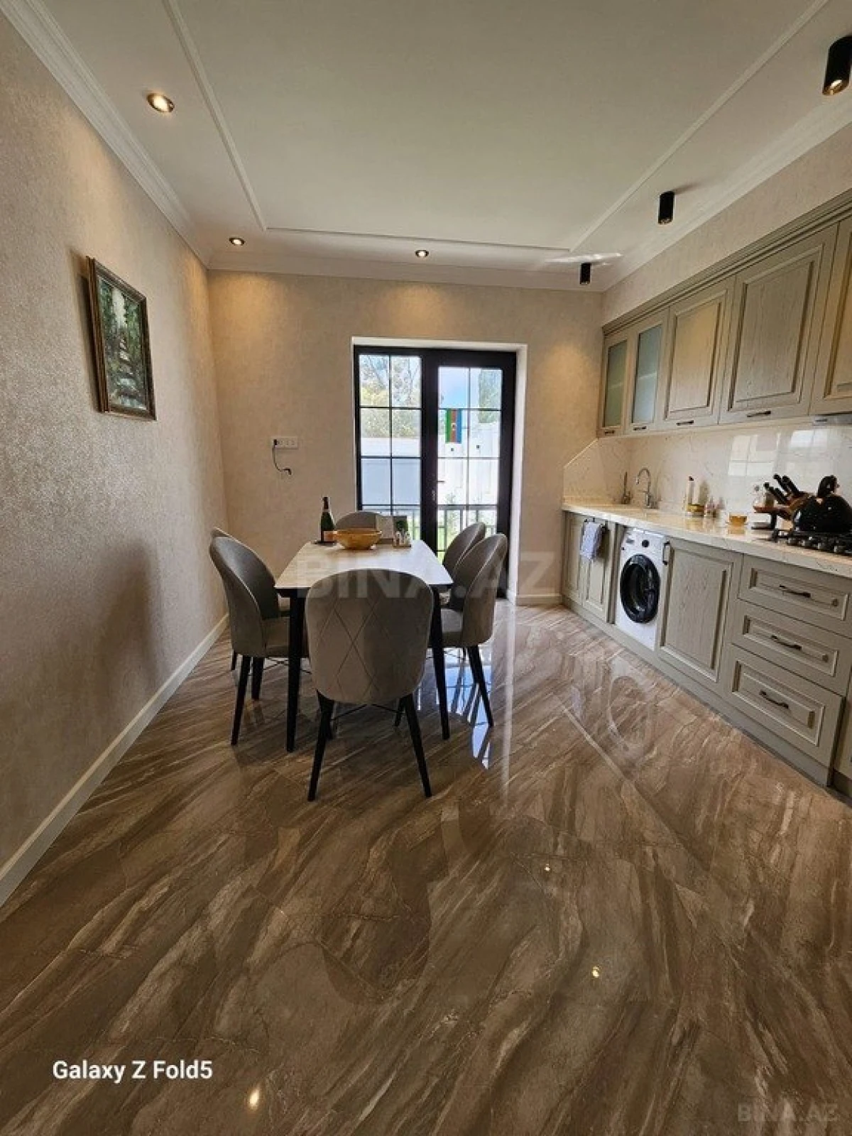 Kirayə verilir 3 otaqlı həyət evi 360 m²