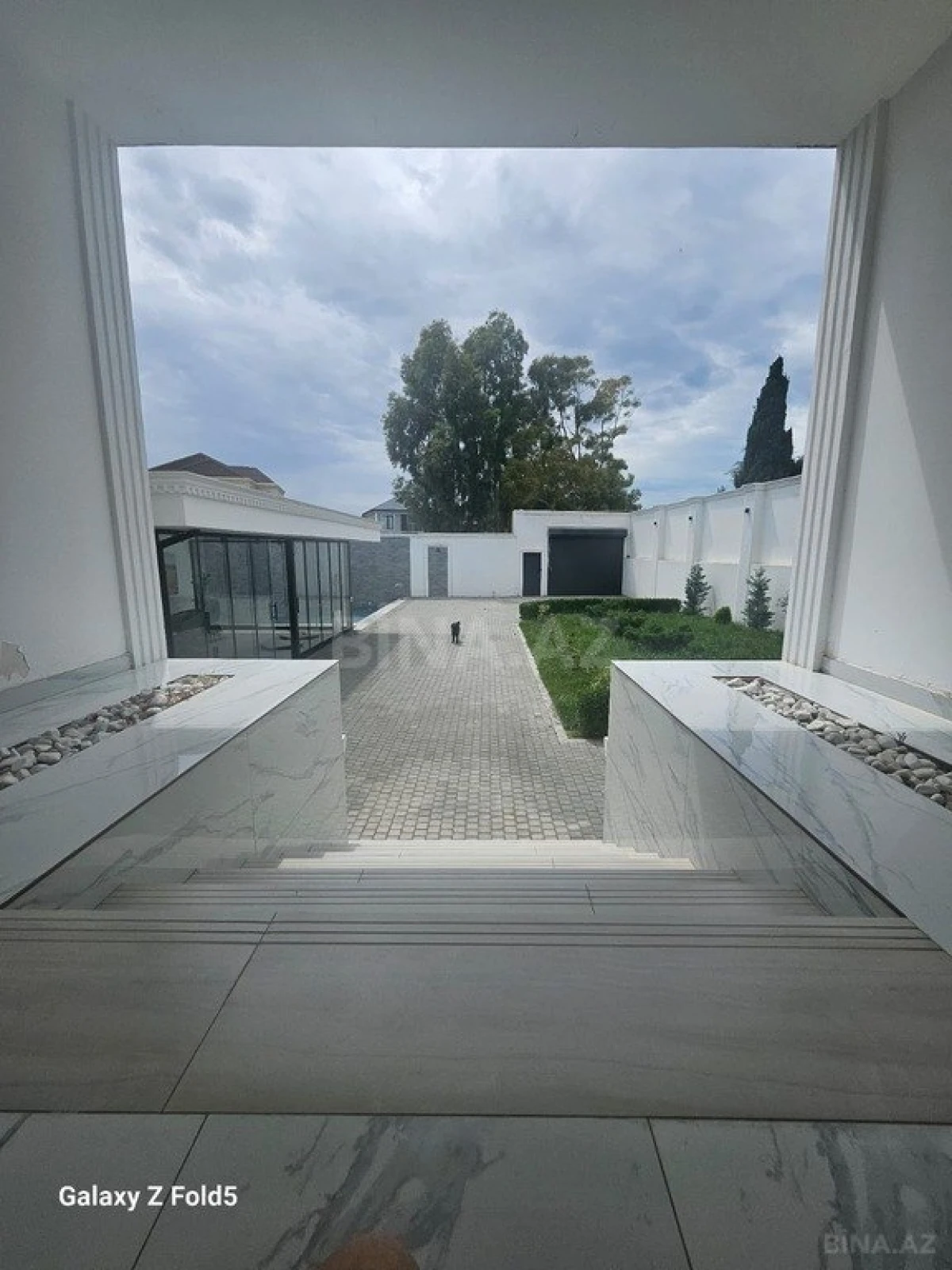 Kirayə verilir 3 otaqlı həyət evi 360 m²