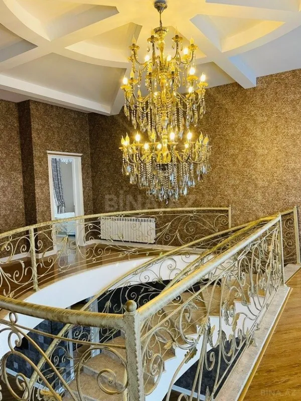 Kirayə verilir 6 otaqlı həyət evi 360 m²