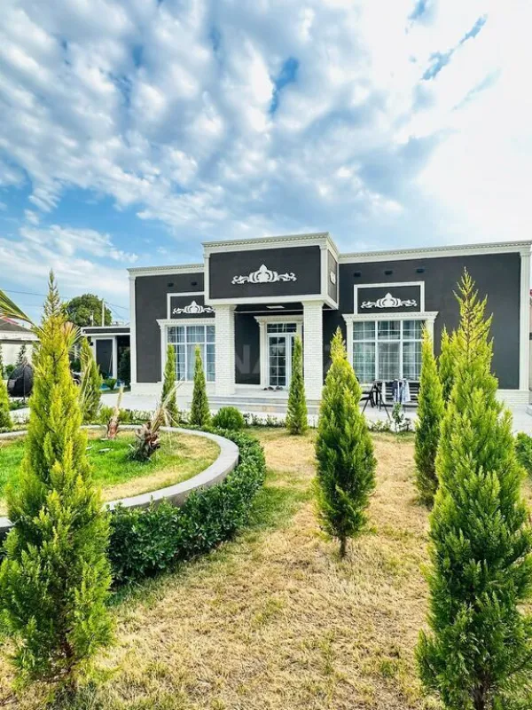 Kirayə verilir 4 otaqlı həyət evi 360 m²