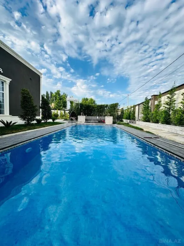 Kirayə verilir 4 otaqlı həyət evi 360 m²