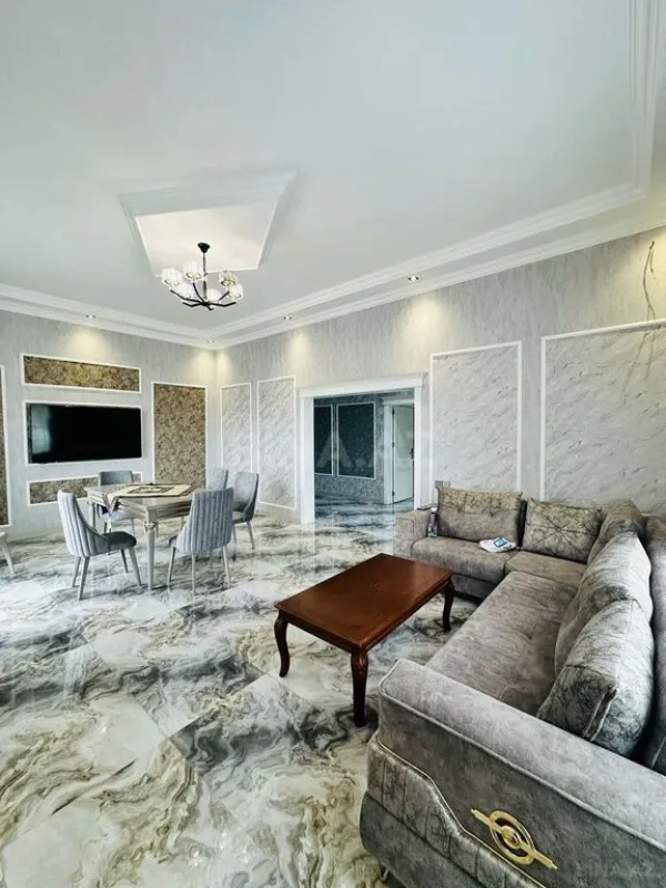 Kirayə verilir 4 otaqlı həyət evi 360 m²