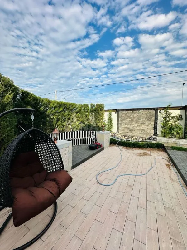 Kirayə verilir 4 otaqlı həyət evi 360 m²