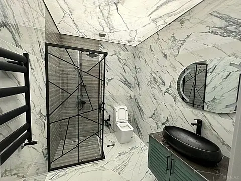 Kirayə verilir 6 otaqlı həyət evi 360 m²