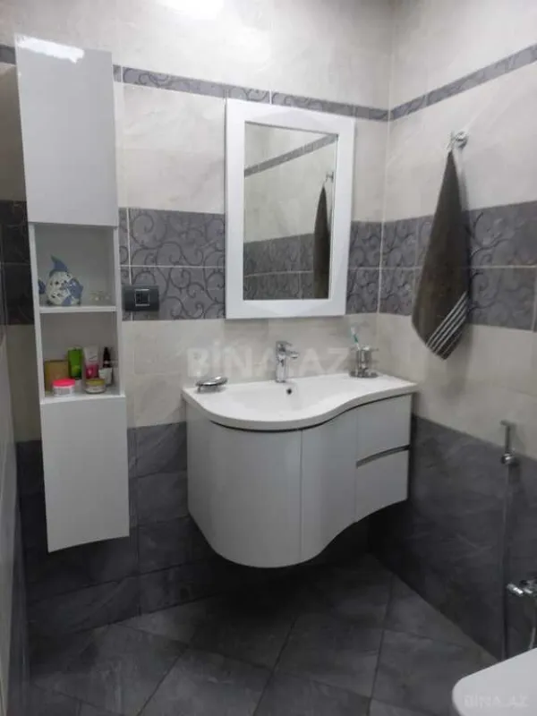 Satılır 2 otaqlı mənzil 95 m²