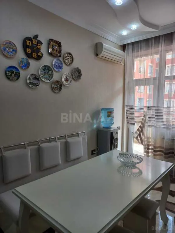 Satılır 2 otaqlı mənzil 95 m²