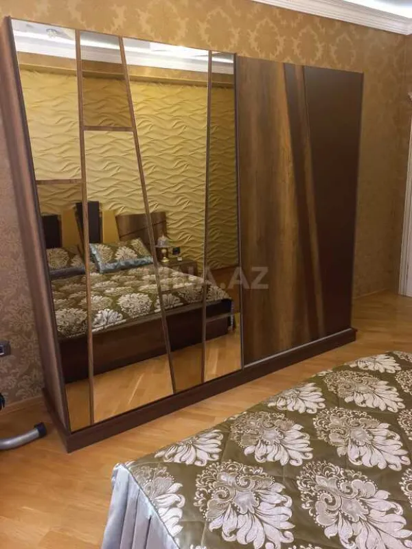 Satılır 2 otaqlı mənzil 95 m²